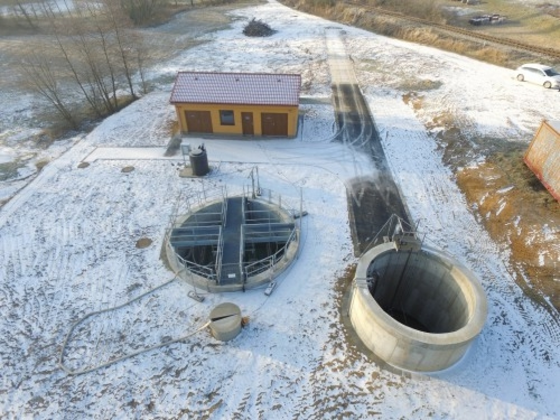 Biskupice Pulkov, Splašková kanalizace a ČOV